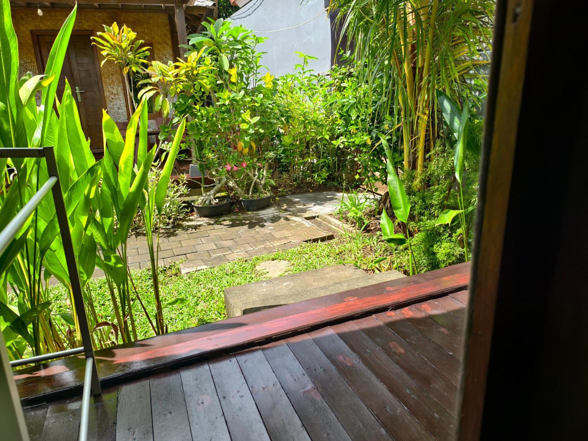Timbis Homestay Bali Nusa Dua  Exterior photo